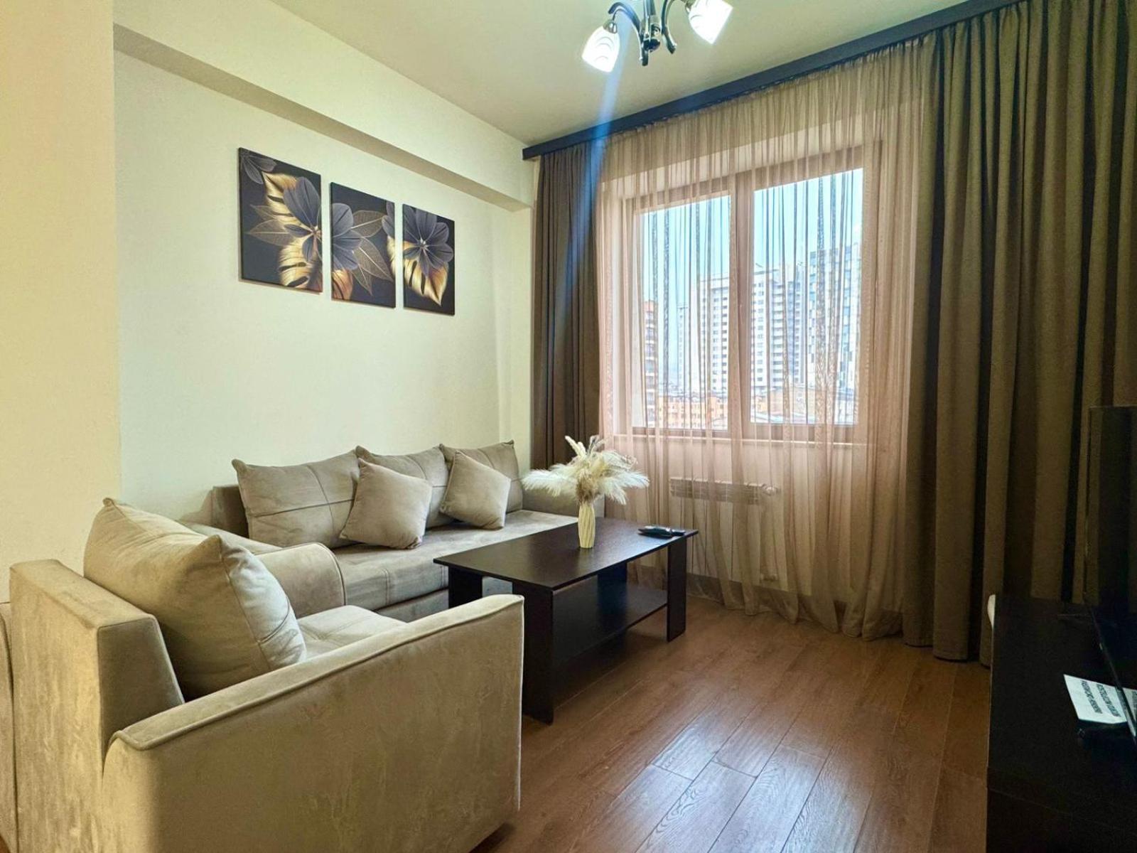 Ns Apartments In Yerevan City Centre מראה חיצוני תמונה
